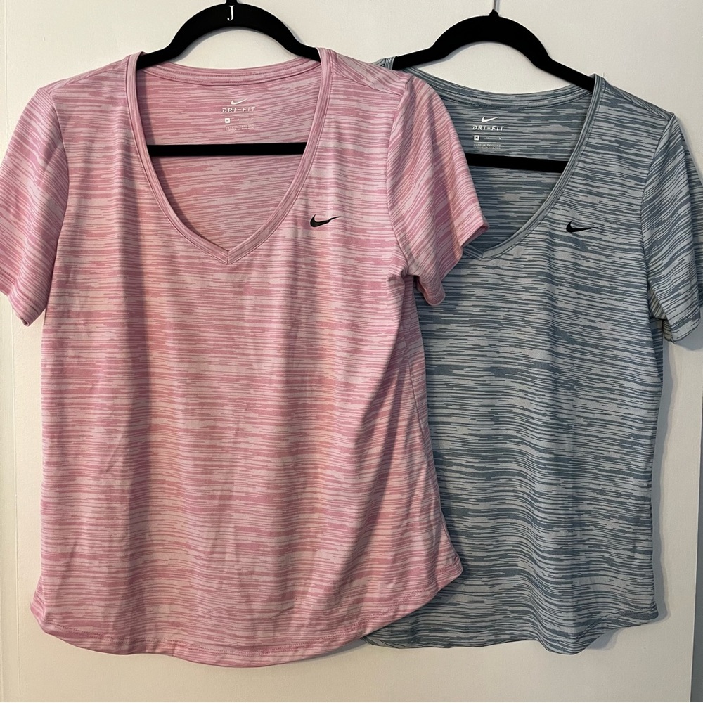 ⭐️ Two NEARLY NEW Nike dri-fit workout v-neck t-shirts women’s cut